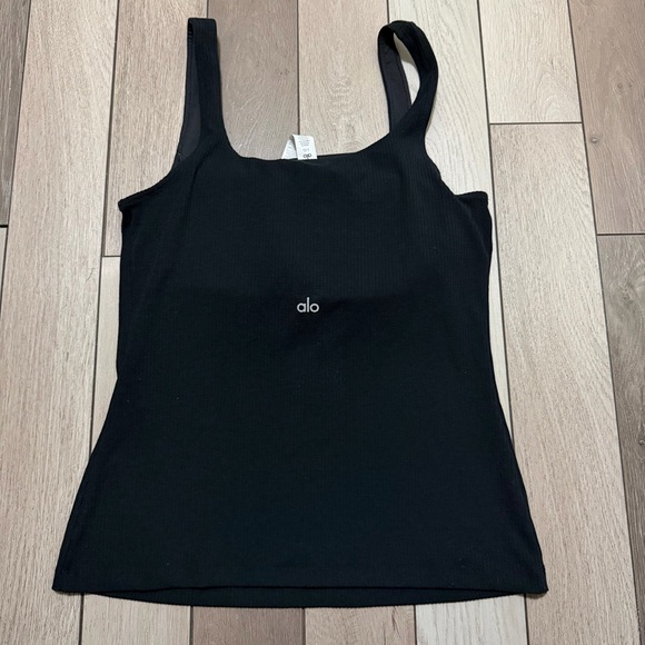 ALO Yoga | Tops | Alo Yoga Black Ribbed Tank Top | Poshmark